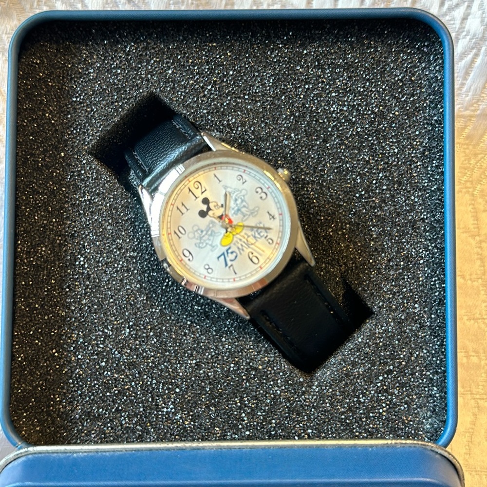 Mickey’s 85th Anniversary Watch